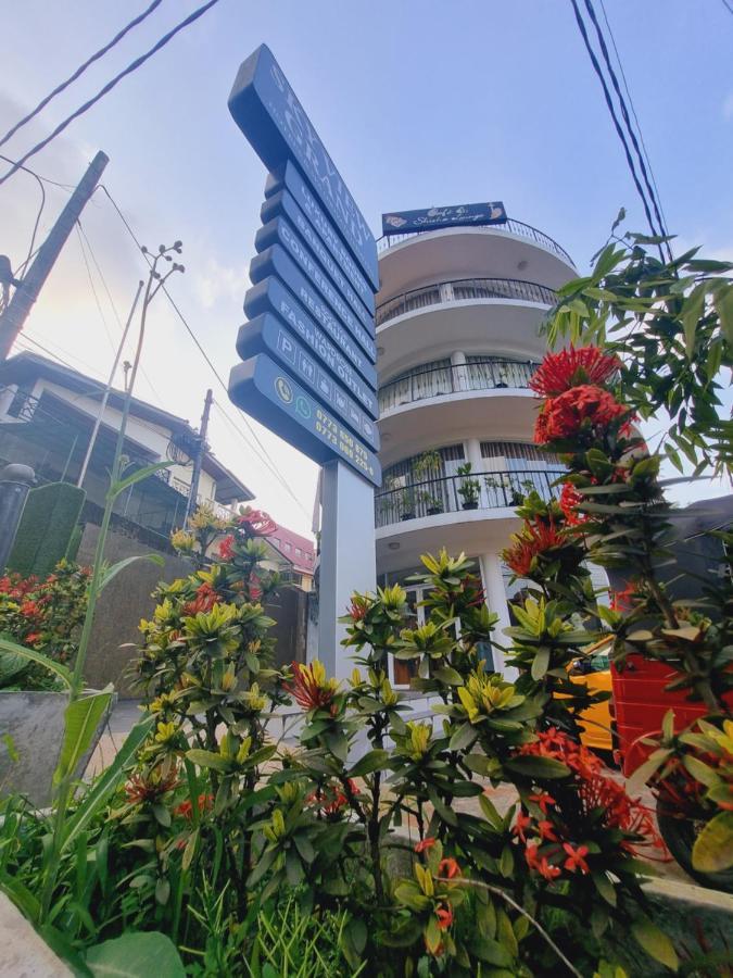 Sky View Grand Hotel Kandy Exterior photo